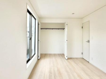 ���[�@�����Ղ�̎��[�X�y�[�X�ŉ��K�ɕ�点���� 