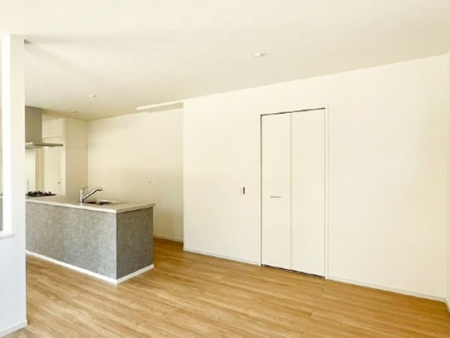 ���̑��@���r���O�̃E�H�[�N�C���N���[�[�b�g�̓t�@�~���[�N���[�[�b�g�Ƃ��Ă����p���������܂��B