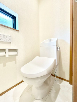 gC@gC1K2KꂼɔzuĂĂƂĂ֗łB 