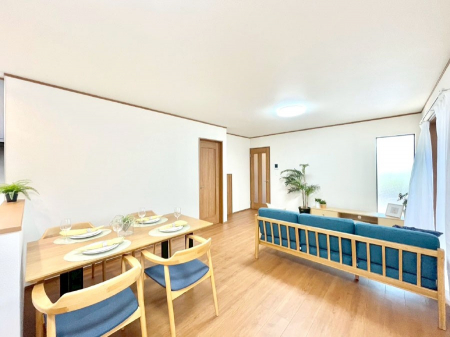 rO@͋Ĉkcj͉Ƒ݂Ȃ̉K  