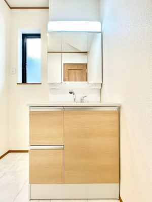 ʑEʏ@傫₷OʋŐʑ́AgȂ݃`FbN┧̂ɂ߂łB 