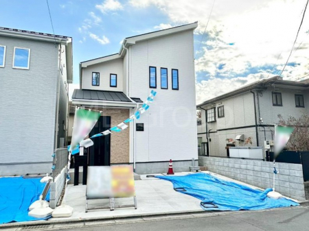 ���n�O�ώʐ^�@�����Ղ�̗z���ƊJ�����ɕ�܂�閾�邢�Z�܂�  