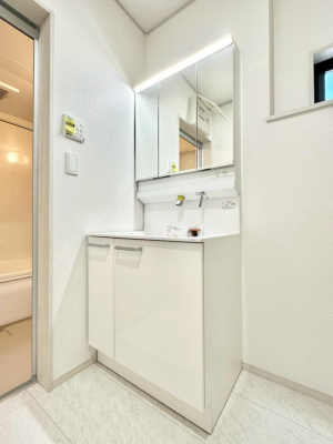 ���ʑ�E���ʏ��@�傫�����₷���O�ʋ��Ő�����������ʑ�́A�g�����Ȃ݃`�F�b�N�┧�̂������ɂ������߂ł��B 