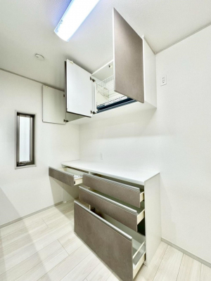 ���̑����ρ@�����t���̃J�b�v�{�[�h�B�V�X�e���L�b�`���ƃR�[�f�B�l�[�g�ł����ꊴ���o�܂��I