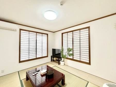 ̑ρ@rOƗׂ荇ĂaBقƈꑧła̋ԂYꂸɁB   