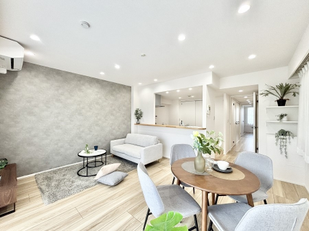 rO@ANZgNXԂɍʂ炵Ă܂  