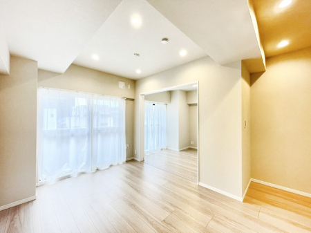 rO@Ƒc̎ԂȂ났̃rO_CjOB   