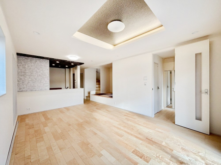 ̑ρ@܏グV䂪J炵Ă܂