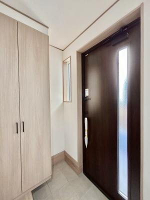 ց@KXXbg̓փhAɌ͂Ă܂@