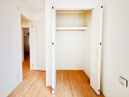 [@m̃N[[bgBŝŌ̈ߗނ܂܂B