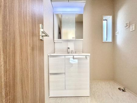 ʑEʏ@傫₷OʋŐʑ́AgȂ݃`FbN┧̂ɂ߂łB 