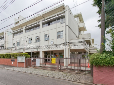 ӊ@wZ 400m s򏬊wZ