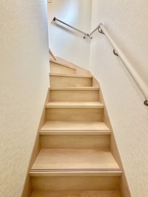 ̑@Ki͎肷tȂ̂ŏȂq܂₲̕Sł  