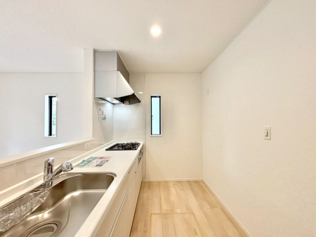 Lb`@Ƃ肠Lb`ł͂ƑƊył܂B