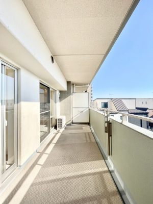 oRj[@Sn悢Ȃ炨󕨂ł@