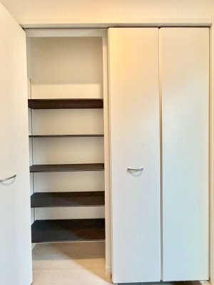 ���̑����ρ@�����Ղ���[�ł���V���[�Y�{�b�N�X�ŉƑ��S���̌C���A���ւ�������B  