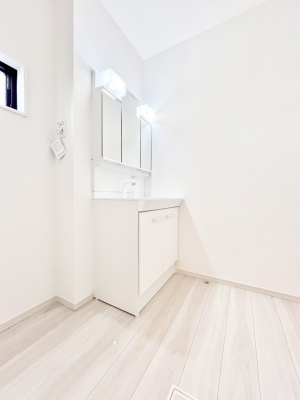 ���̑��@�L�X�Ƃ�Ƃ�̂��郉���h���[�X�y�[�X