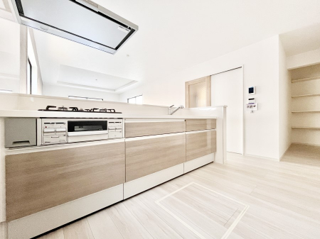 �L�b�`���@�L�X�Ƃ����g������̗ǂ��L�b�`���œ��X�̂��������y�����Ȃ肻��