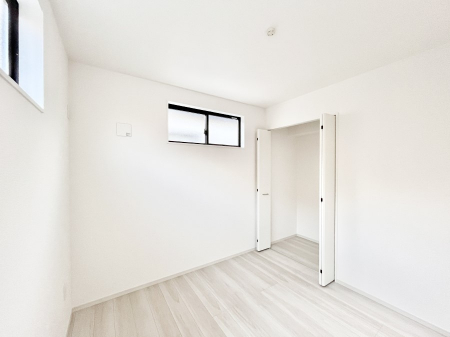 ���̑����ρ@�u�₩�ȓ��������������S�̂�D������ݍ���ł���܂�