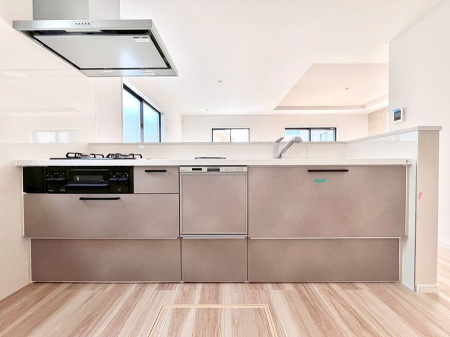 �L�b�`���@�������������I�ɁA�y�����I�V�X�e���L�b�`��  