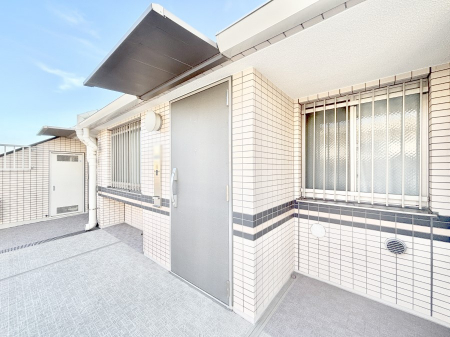 ���ց@�V���v���ŗ������������͋C�̌��֎���