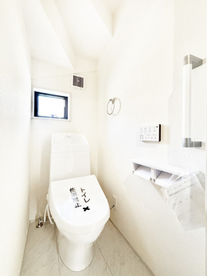 �g�C���@�������̂��锒����Ƃ���������������