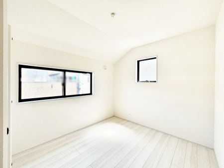 ���̑����ρ@2�ʍ̌����m�ۂ������邢�m���B�Ƒ��݂�Ȃ����K�ȕ�炵����������݌v�ł��B