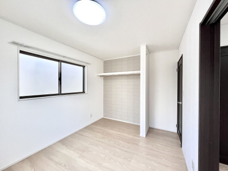 �q�������@�q�������ɂ��������߂Ȏ��[�X�y�[�X�����Ղ�̋���