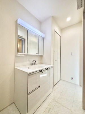 ���̑��@�������̂��郉���h���[�X�y�[�X