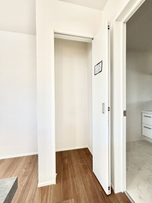 ���̑����ρ@�L�b�`�������[�I�H�ނ̃X�g�b�N�͂������A���p�i�̎��[�Ȃǎg�����͂��낢��I  