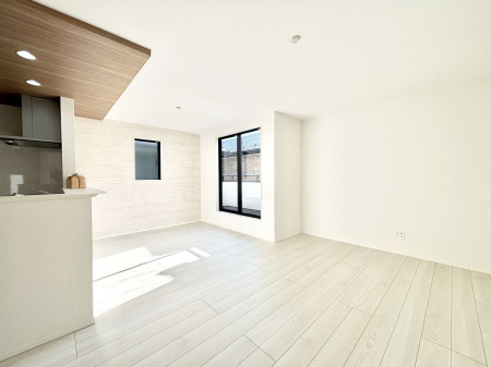 ���r���O�@�Z�ޕ��̌��������o�����A�C���e���A���l����̂��y���݂ȃ��r���O�ł��I 