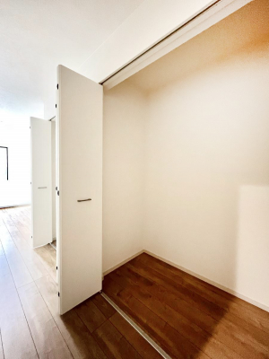 [@m̃N[[bgBŝŌ̈ߗނ܂܂B