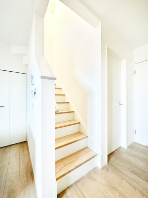 ���̑��@���r���O�K�i���Ƒ��̏Ί�Ɖ�b���Ȃ��ł���܂�