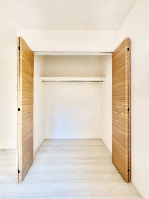 ���[�@�S�����N���[�[�b�g�t��