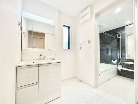 ���̑��@�g�x�x���X���[�Y�ɂ����Ȃ���E�ߏ�B  