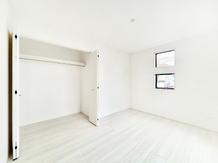 �Q���@�g���₷���`�Ńx�b�g��Ƌ�̒u�����ɂ����邱�Ƃ�����܂���B   