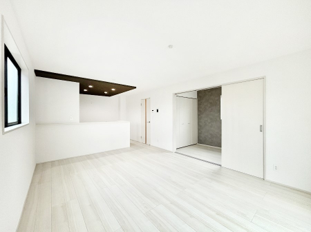 ���̑����ρ@���邢�z���������A�����̕��͋C�ɖ��������_�C�j���O�B   