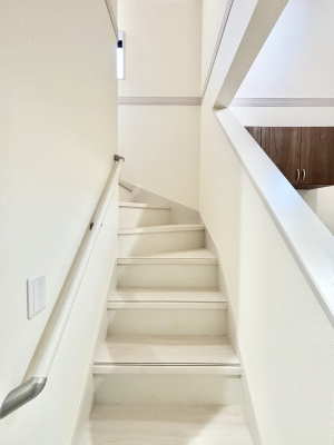 ���̑��@���S�����l�����K�i�ɂ͎肷���ݒu���Ă��܂�