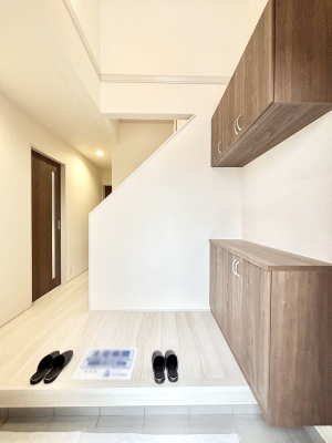 ���ց@�Ƒ��̋A��₨�q�l�������������}���錺��  