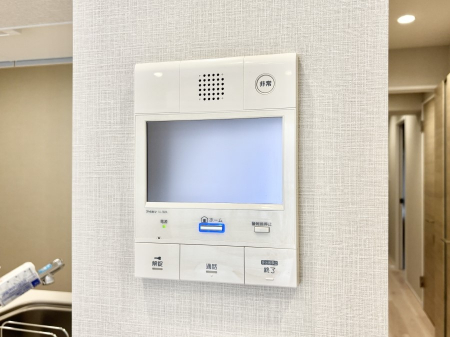 ���̑����ρ@TV���j�^�[�t�C���^�[�t�H�����t���Ă��ăZ�L�����e�B�[��  