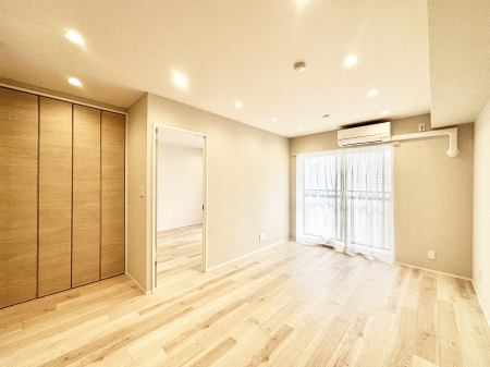 ���̑����ρ@�Ƒ������R�ƏW�܂�e���̃X�y�[�X�ɂȂ肻��