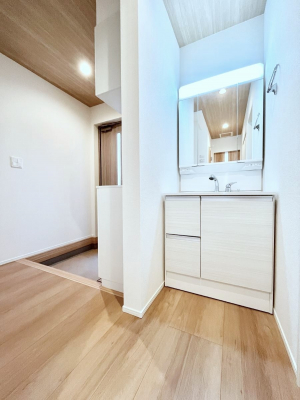 ���ʑ�E���ʏ��@�傫�����₷���O�ʋ��Ő�����������ʑ�́A�g�����Ȃ݃`�F�b�N�┧�̂������ɂ������߂ł��B 