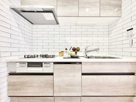 �L�b�`���@�������������I�ɁA�y�����I�V�X�e���L�b�`��