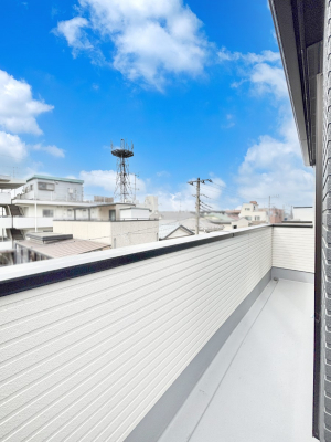 ���̑��@1�K�̃E�H�[�N�C���N���[�[�b�g�̓t�@�~���[�N���[�[�b�g�Ƃ��Ă����p�ł��܂�