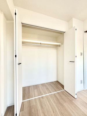 ���[�@�����Ղ�̎��[�X�y�[�X�ł��ł��Z��Ԃ��X�b�L���ۂĂ���