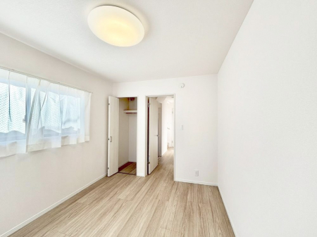 ���̑����ρ@�i�`�������ȃt���[�����O�͂ǂ�ȃC���e���A�ɂ��}�b�`�B  