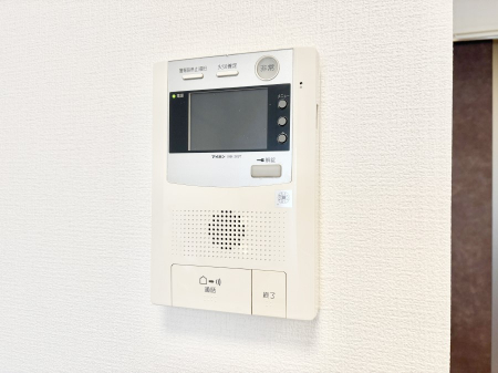 ���̑����ρ@TV���j�^�[�t�C���^�[�t�H�����t���Ă��ăZ�L�����e�B�[��  