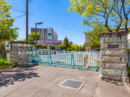 ���ӊ��@���w�Z 1700m �t�����s���������w�Z