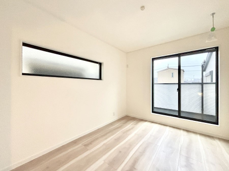 ���̑����ρ@�o���R�j�[���J�������v���X���Ă����m��