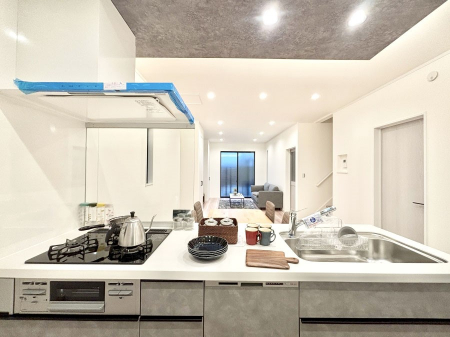 �L�b�`���@�������������I�ɁA�y�����I�V�X�e���L�b�`��  